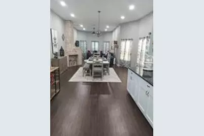 901 N 10th Street, Waco, TX 76707 - Photo 12