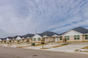 1010 Biloxi Dr, Ennis, TX 75119 - Photo 4