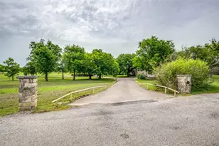 500 Navajo Ct, Runaway Bay, TX 76426 - Photo 28