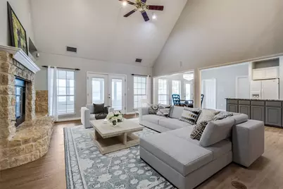 500 Navajo Court, Runaway Bay, TX 76426 - Photo 2