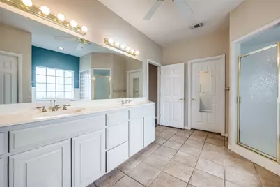 500 Navajo Court, Runaway Bay, TX 76426 - Photo 20