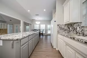 500 Navajo Ct, Runaway Bay, TX 76426 - Photo 10