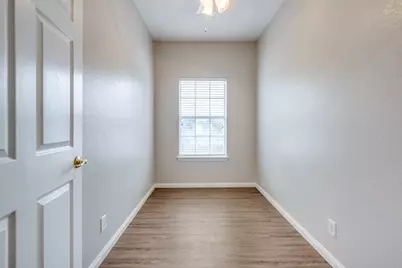 500 Navajo Court, Runaway Bay, TX 76426 - Photo 16