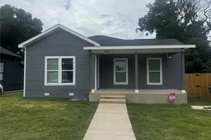 915 E Humbolt St, Fort Worth, TX 76104 - Photo 4