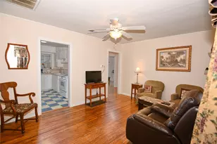 409 S Fannin St, Rockwall, TX 75087 - Photo 4