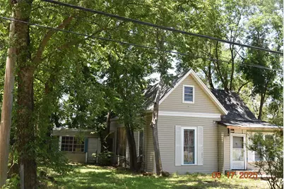 300 S Jefferson Street, Pilot Point, TX 76258 - Photo 1