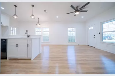 3411 Ladd, Dallas, TX 75212 - Photo 2