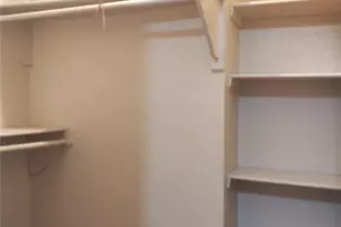 703 E Shady Grove Rd, Irving, TX 75060 - Photo 22