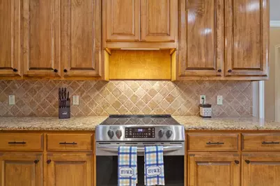 203 Silver Spur Trail, Waco, TX 76657 - Photo 14