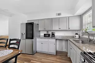 9930 Marlin Dr, Dallas, TX 75228 - Photo 12