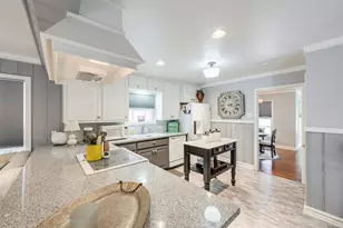 2400 Nottingham Blvd, Fort Worth, TX 76112 - Photo 8