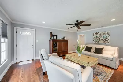 2400 Nottingham Boulevard, Fort Worth, TX 76112 - Photo 4