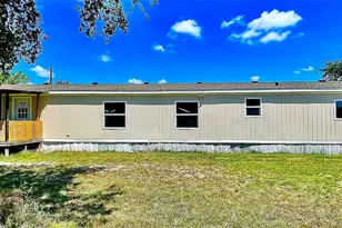 4804 Orange Blossom St, Granbury, TX 76048 - Photo 4