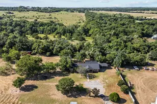 150 Sandlin Ct, Springtown, TX 76082 - Photo 4