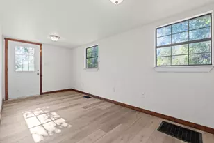 150 Sandlin Ct, Springtown, TX 76082 - Photo 28