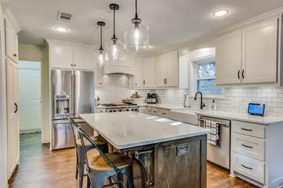 2140 S Winding Creek Drive, Grapevine, TX 76051 - Photo 8