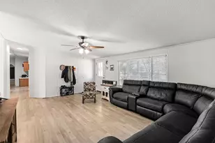 2915 Sagittarius Ln, Granbury, TX 76049 - Photo 6