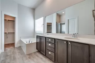 11117 Klondike Ln, Aubrey, TX 76227 - Photo 12