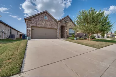 11117 Klondike Lane, Aubrey, TX 76227 - Photo 2