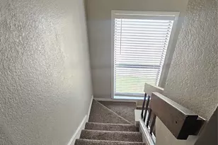 2117 Park Willow Ln, Arlington, TX 76011 - Photo 10