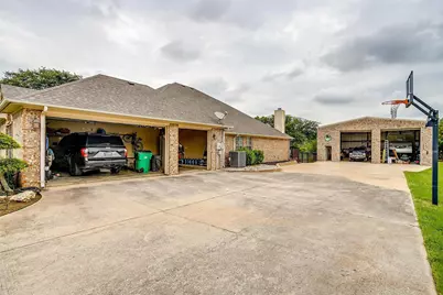 4025 Running Brook Drive, Joshua, TX 76058 - Photo 4