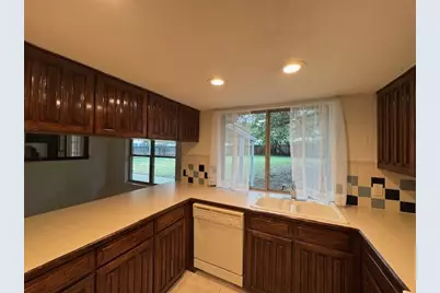 3024 Barrington Place NE, Arlington, TX 76014 - Photo 10