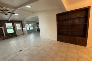 3024 Barrington Pl NE, Arlington, TX 76014 - Photo 14