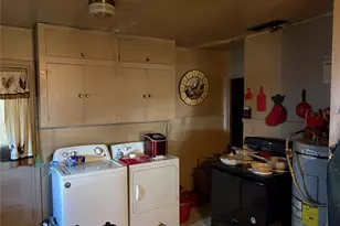 600 E Robert St, Fort Worth, TX 76104 - Photo 6