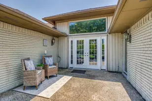 8414 Clover Meadow Dr, Dallas, TX 75231 - Photo 24