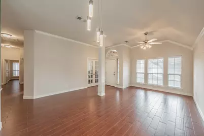 1020 Boscombe Court, Grand Prairie, TX 75052 - Photo 6