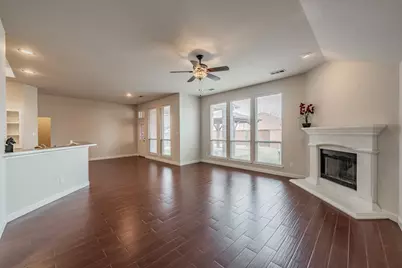 1020 Boscombe Court, Grand Prairie, TX 75052 - Photo 14