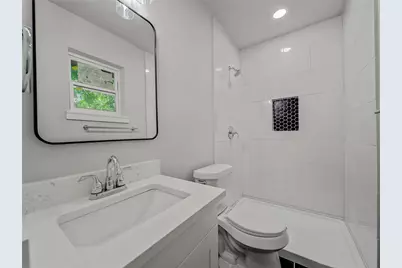 309 E Obuch Street, Valley View, TX 76272 - Photo 18