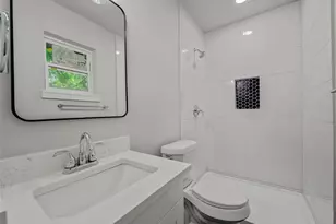 309 E Obuch St, Valley View, TX 76272 - Photo 18