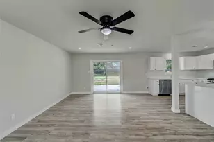 309 E Obuch St, Valley View, TX 76272 - Photo 12