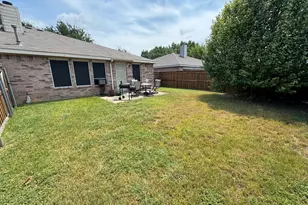 135 Palm Dr, Lancaster, TX 75146 - Photo 32