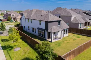 1800 Pelham Dr, Aubrey, TX 76227 - Photo 12