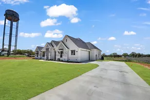 1600 Thomas Rd, Springtown, TX 76082 - Photo 4