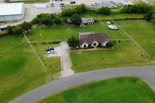 111 Diamond Ridge Ln, Weatherford, TX 76087 - Photo 8