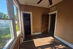 1100 E Walker St, Breckenridge, TX 76424 - Photo 14