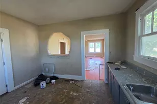1100 E Walker St, Breckenridge, TX 76424 - Photo 8