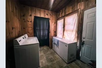 217 Polk St, Gilmer, TX 75644 - Photo 14