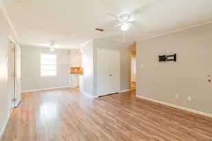 605 S Wilson St, Kaufman, TX 75142 - Photo 8