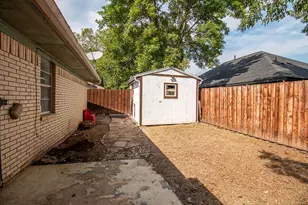 605 S Wilson St, Kaufman, TX 75142 - Photo 20