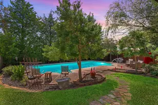 901 Hampstead Dr, Mesquite, TX 75181 - Photo 2