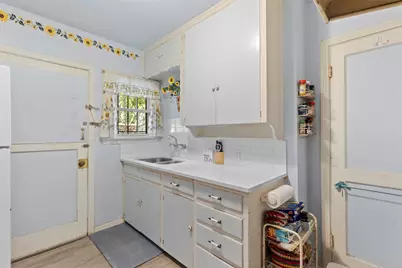 1703 Brandon Street, Dallas, TX 75208 - Photo 8