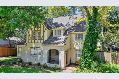 625 S Denton Street, Gainesville, TX 76240 - Photo 2