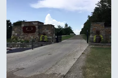 126 Oakmont Drive, Mabank, TX 75147 - Photo 8