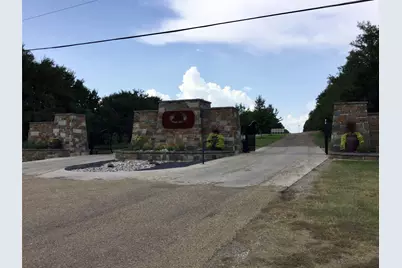 126 Oakmont Drive, Mabank, TX 75147 - Photo 1