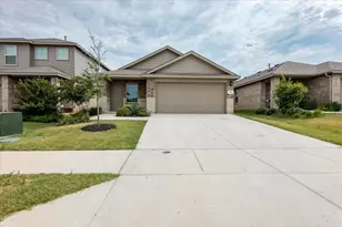 140 Running River Dr, Boyd, TX 76023 - Photo 2