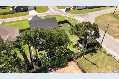 2000 Rattler Way, Tolar, TX 76476 - Photo 32